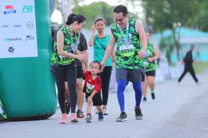 BIB: 2354
                            <button type="button" onclick="openModal(3656344)" class="btn btn-primary btn-sm float-right btn-popup" data-toggle="modal" data-target=".modal-high-quality">
                        <i class="fas fa-shopping-cart"></i> Add to Cart
                    </button>
                                            <button type="button" onclick="isThisMe(3656344, true)" class="btn btn-success btn-sm float-right btn-popup btn-isme hidden" data-toggle="tooltip" data-placement="bottom" title="นี่คือรูปของคุณใช่ไหม คลิกที่นี่เพื่อเอาเข้าอัลบั้ม">
                        <i class="fas fa-plus"></i> Add to album
                    </button>
                    <button type="button" onclick="isThisMe(3656344, false)" class="btn btn-warning btn-sm float-right btn-popup btn-isnotme hidden">
                        <i class="fas fa-ban"></i> Remove from album
                    </button>